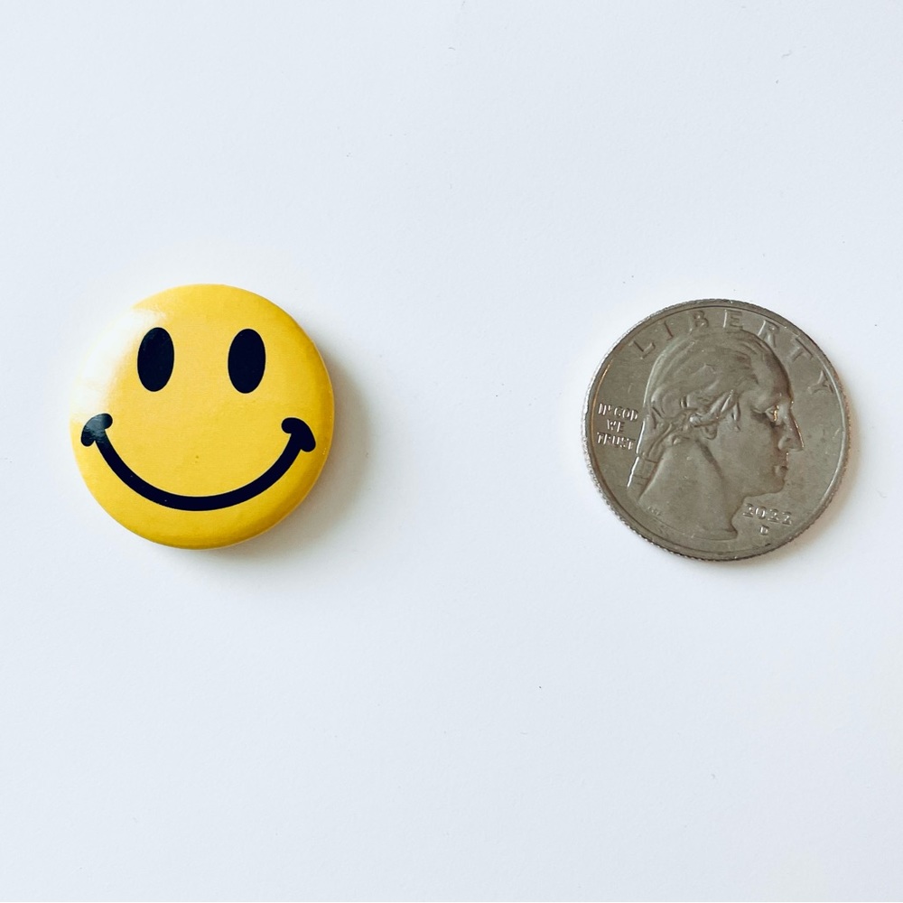 📍 5/$20 Smiley Face Yellow "Happy Emoji” Pin Button *Bundle or Add to Purchase